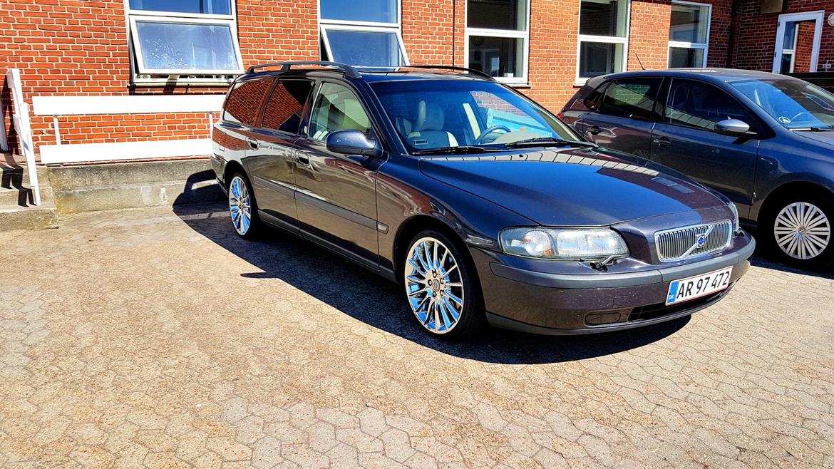 Volvo V70 T5 AUT billede 3