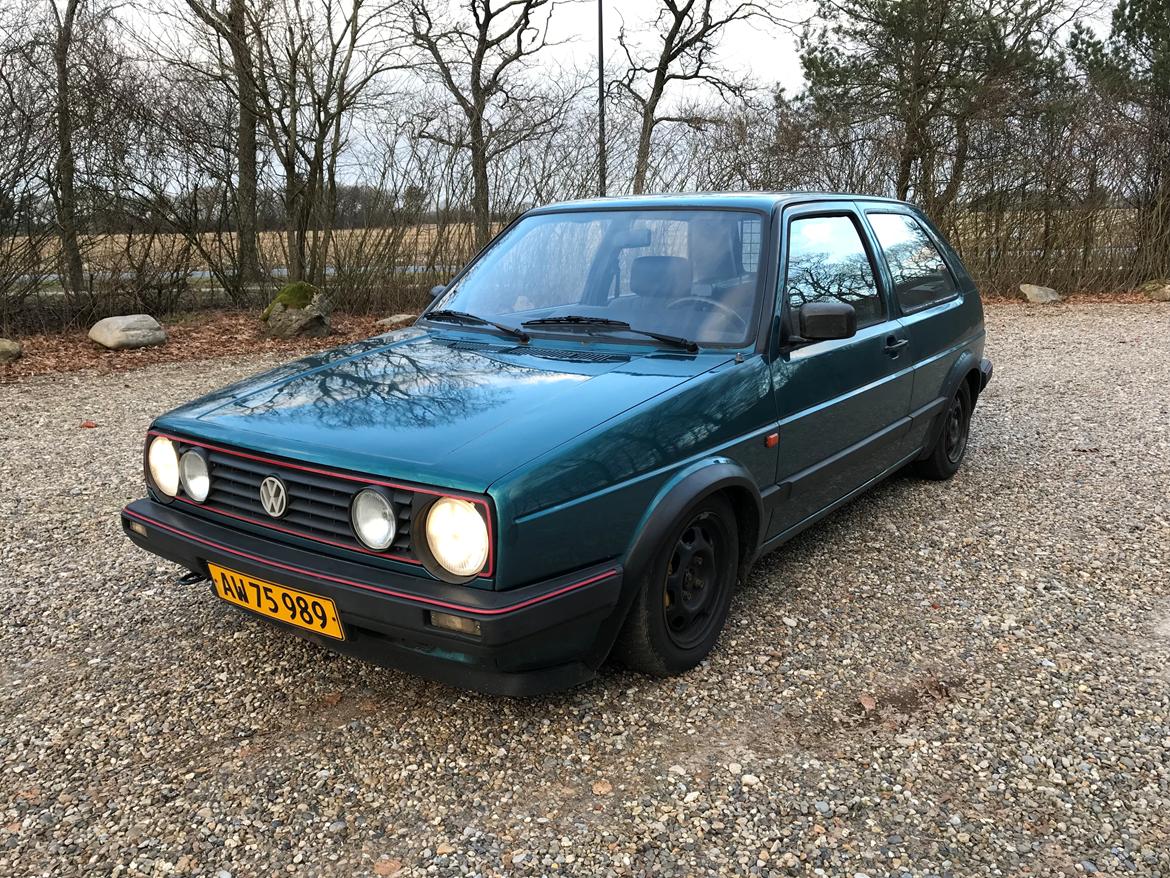 VW Golf 2 1,6 SOLGT! billede 1