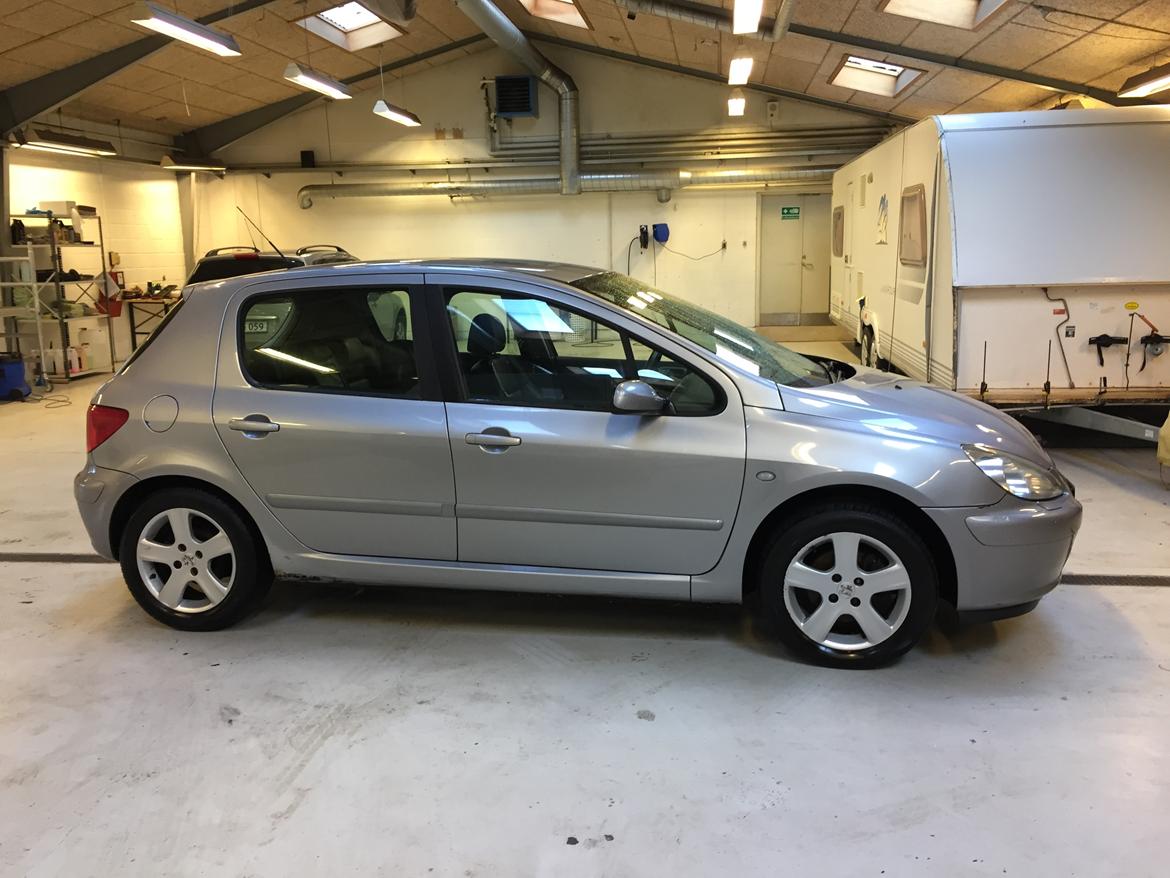 Peugeot 307 billede 1