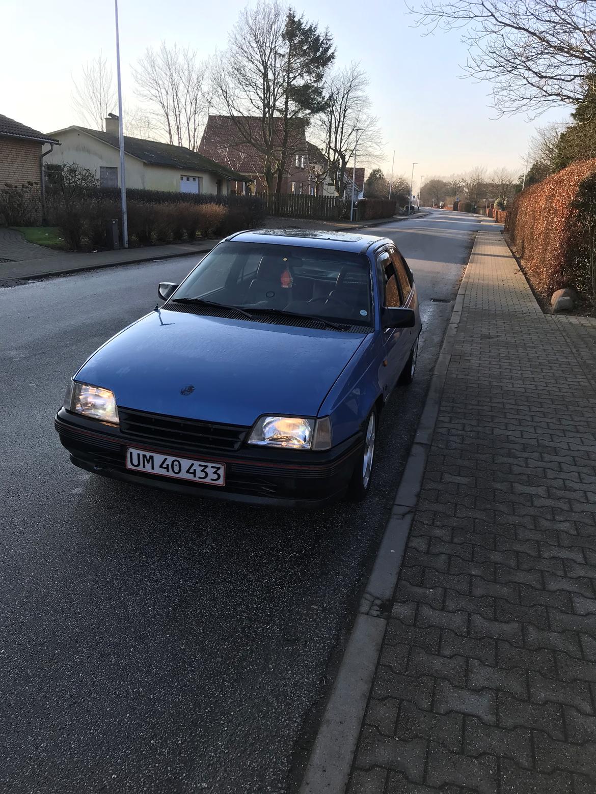 Opel Kadett E billede 3