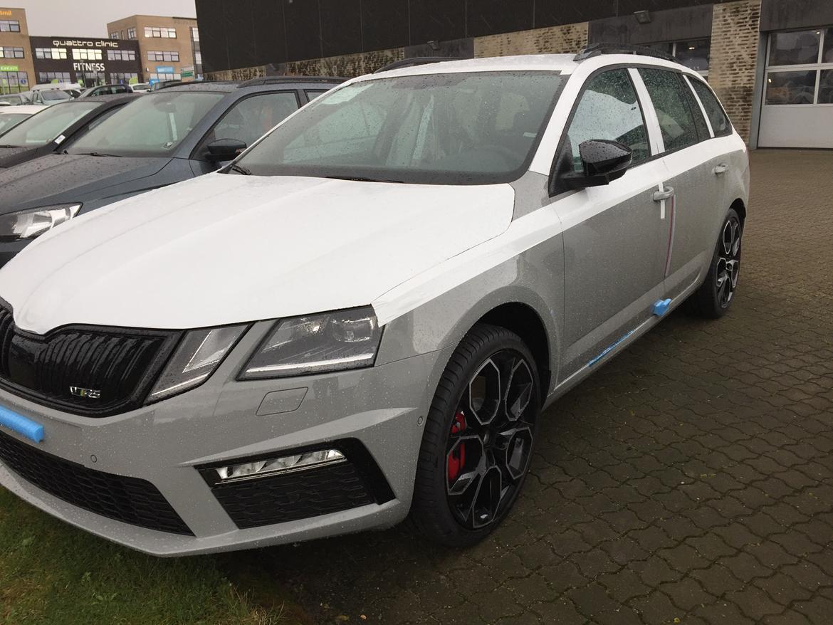 Skoda Octavia RS245 DSG billede 8