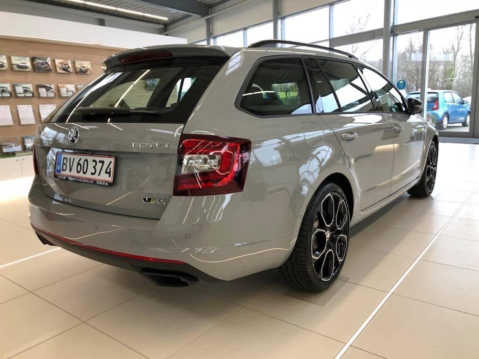 Skoda Octavia RS245 DSG billede 2