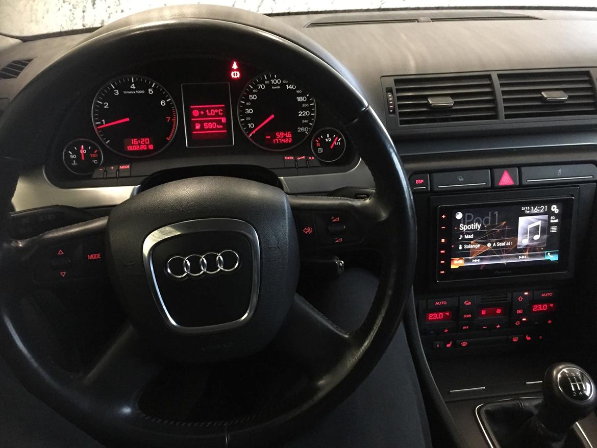 Audi A4 1.8T S Line billede 20