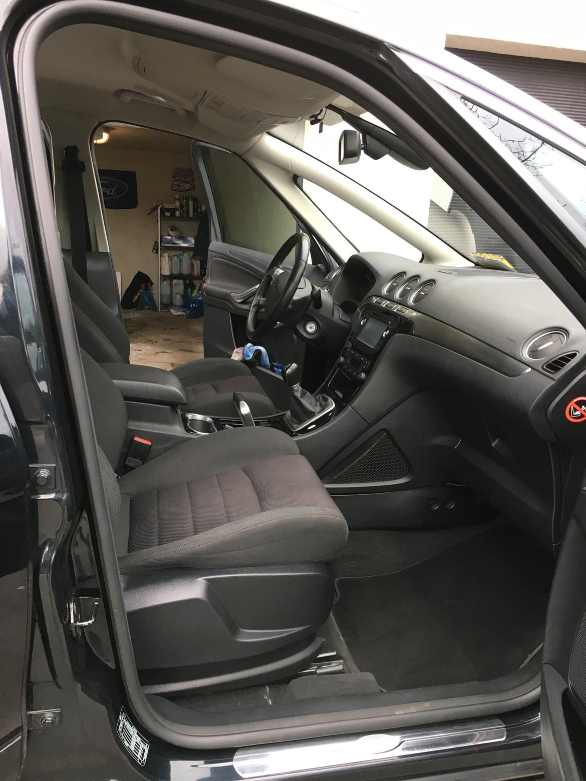 Ford S-Max Titanium *SOLGT* - Oppe foran sidder man dejligt  billede 2