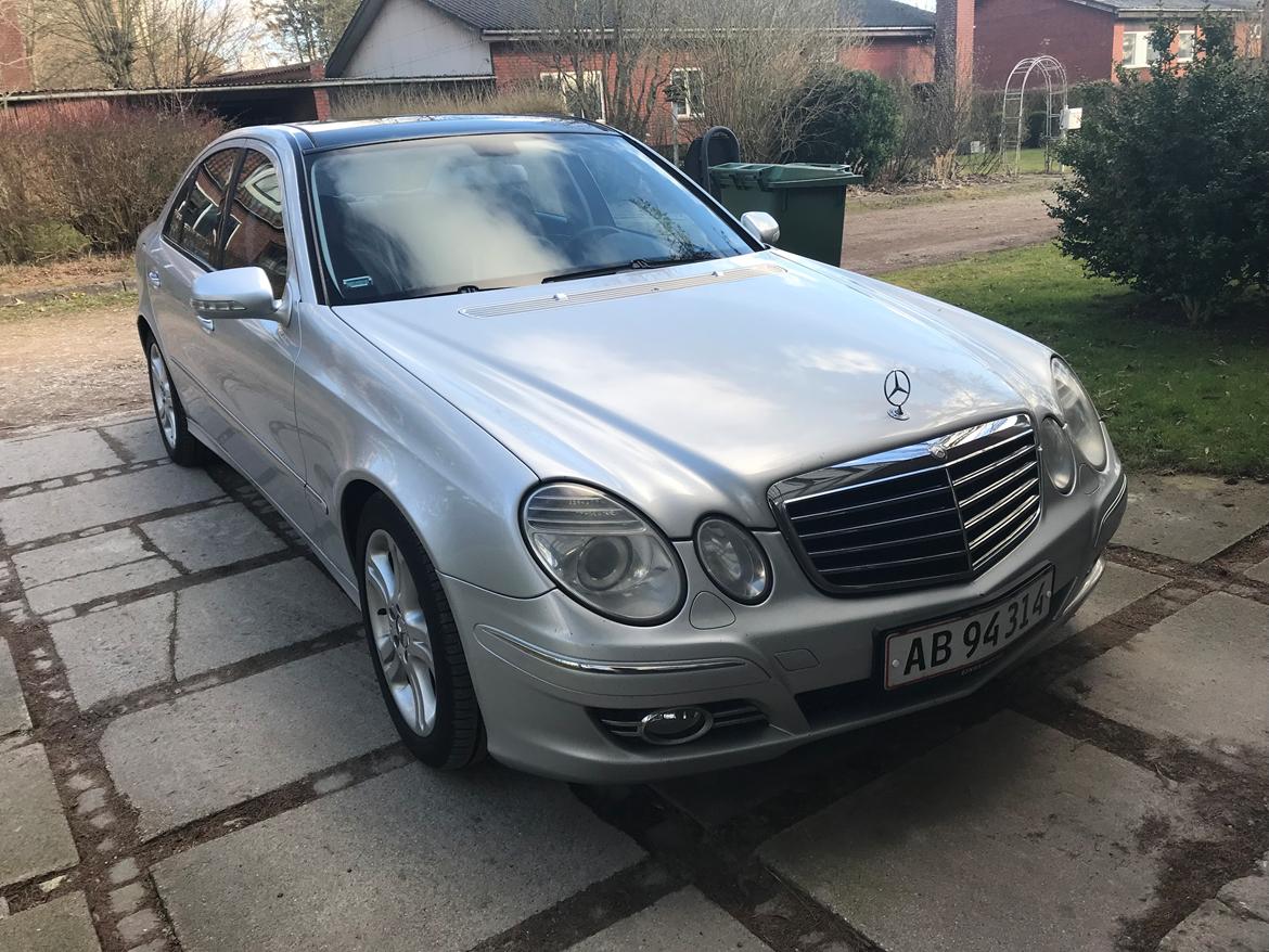 Mercedes Benz E320 V6 cdi 224 HK SOLGT billede 3