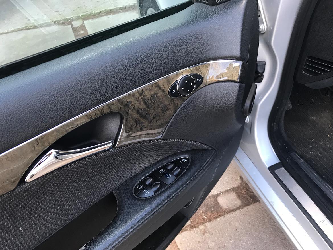 Mercedes Benz E320 V6 cdi 224 HK SOLGT billede 12