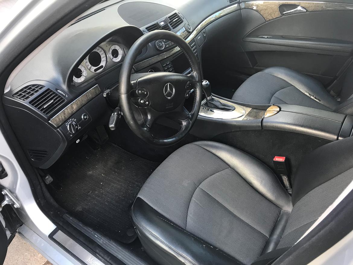 Mercedes Benz E320 V6 cdi 224 HK SOLGT billede 11