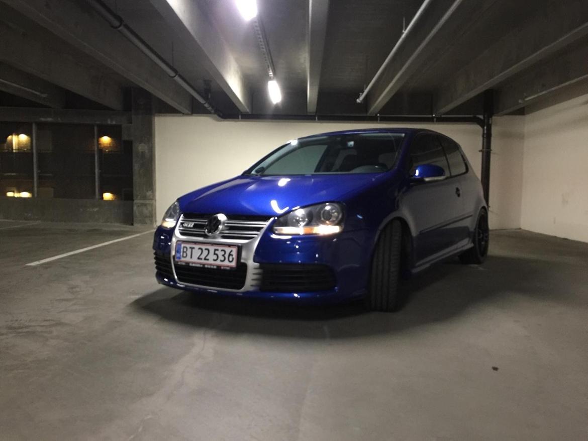 VW Golf V R32 Manuel billede 4