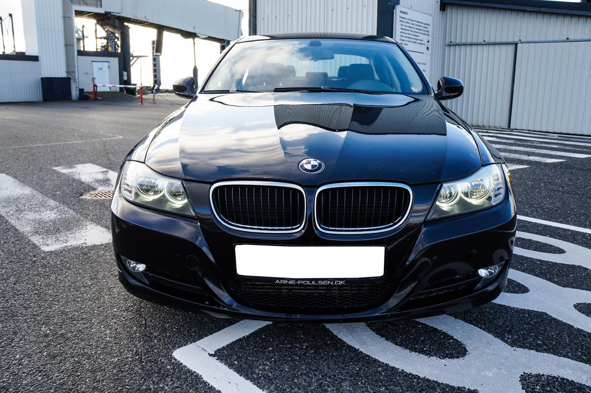 BMW E90 320D LCI billede 2