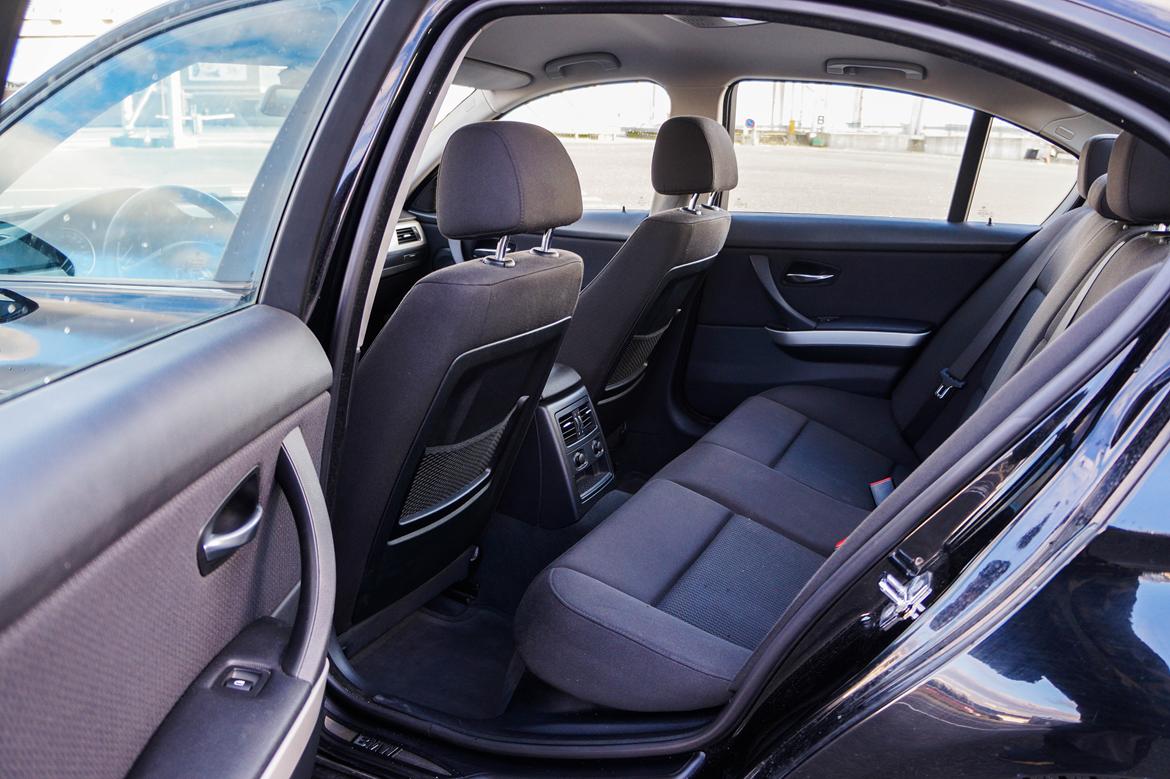 BMW E90 320D LCI billede 14