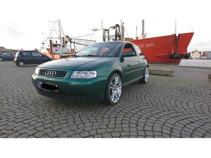 {{currentPhoto.altText}} billede {{currentPhoto.number}}