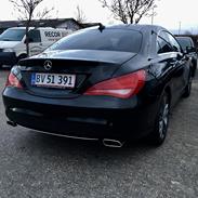 Mercedes Benz CLA 200 coupe