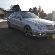 Mercedes Benz E500