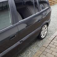 Opel Zafira 1,8 16v aut 7prs Sport Limited Edition