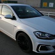 VW Golf GTE