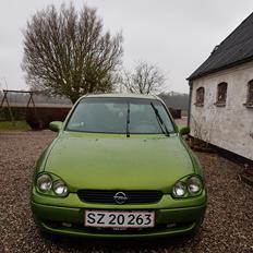 Opel Corsa b 5d. 1.2 16v  "Kermit" 