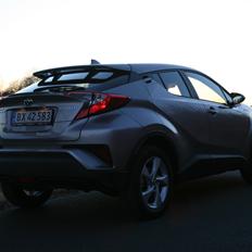 Toyota C-HR Limited Hybrid