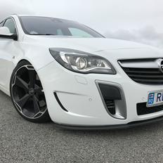 Opel Insignia OPC