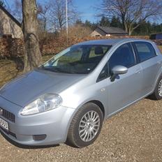 Fiat (Grande)  Punto 
