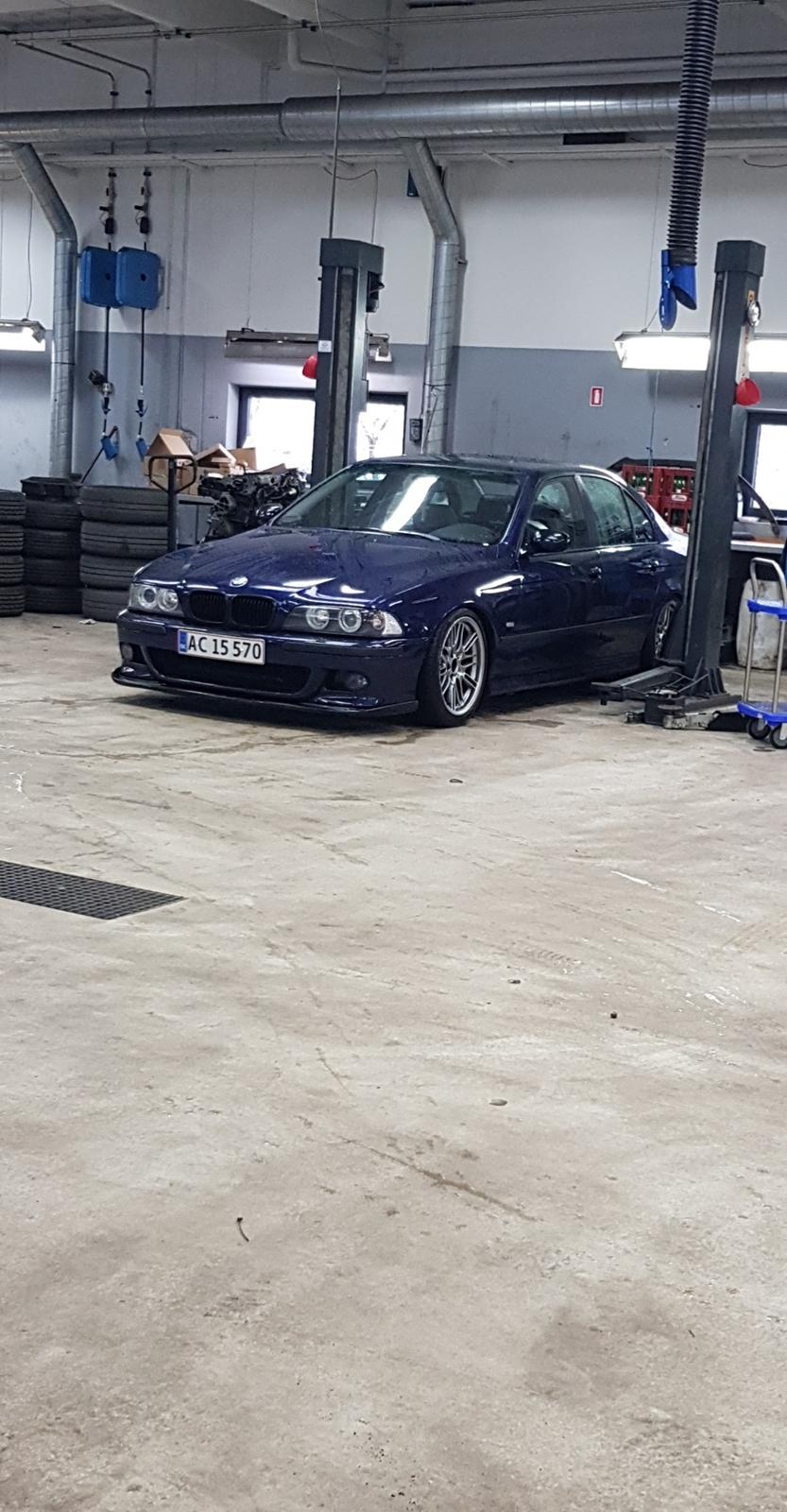 BMW E39 530i (Solgt) billede 12