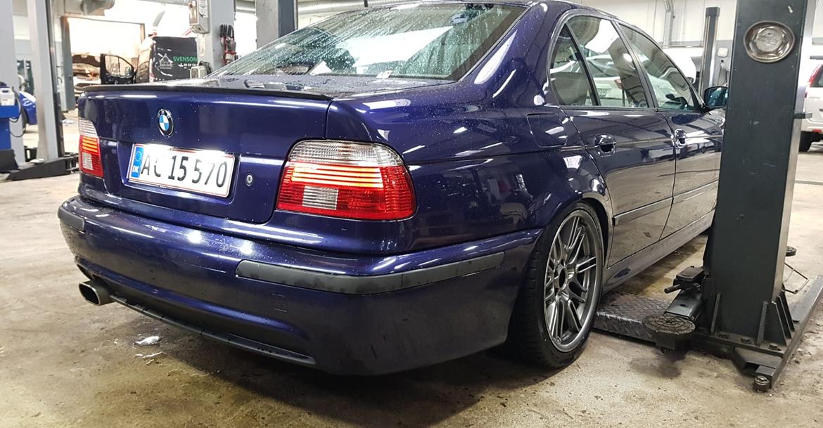 BMW E39 530i (Solgt) billede 16