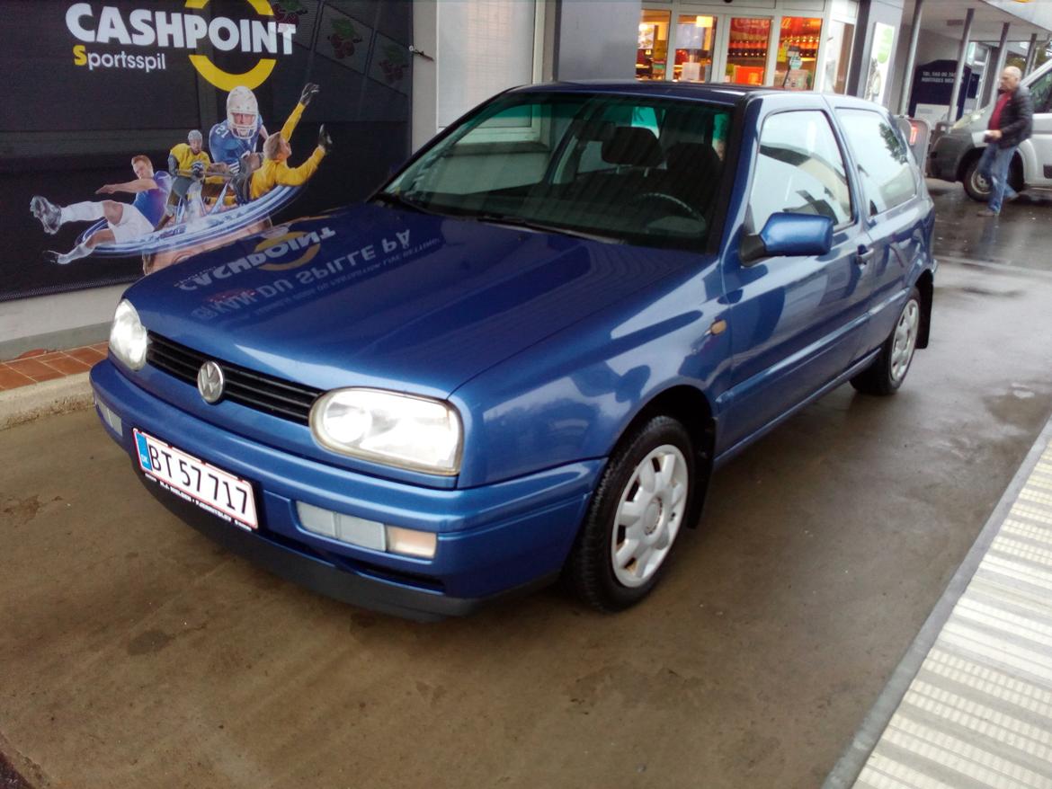 VW Golf Joker 3-dørs - Nyvasket billede 1