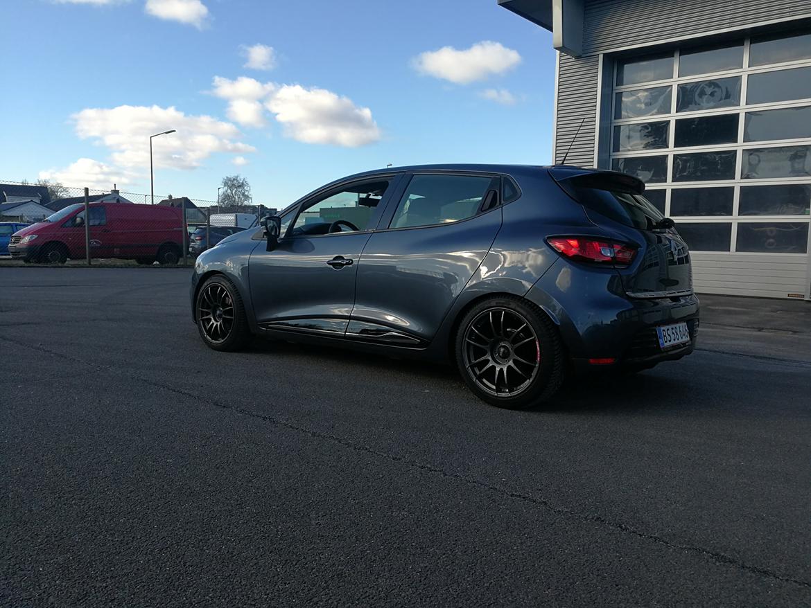 Renault Clio IV "Trophy Line" - Efter den blev sænket 40mm billede 14
