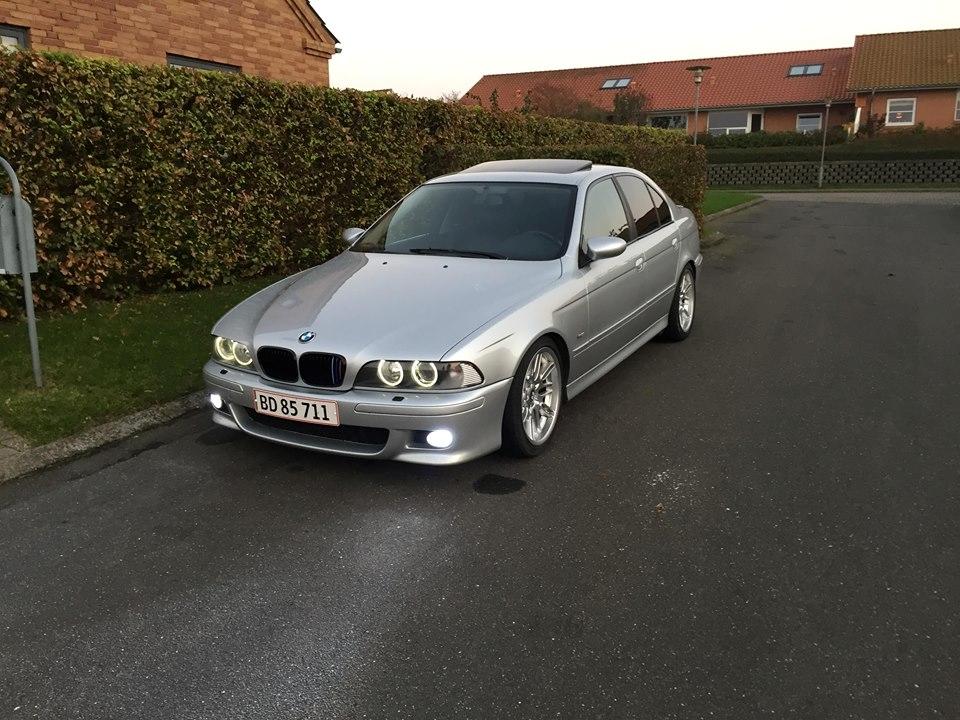 BMW E39 523iA billede 1