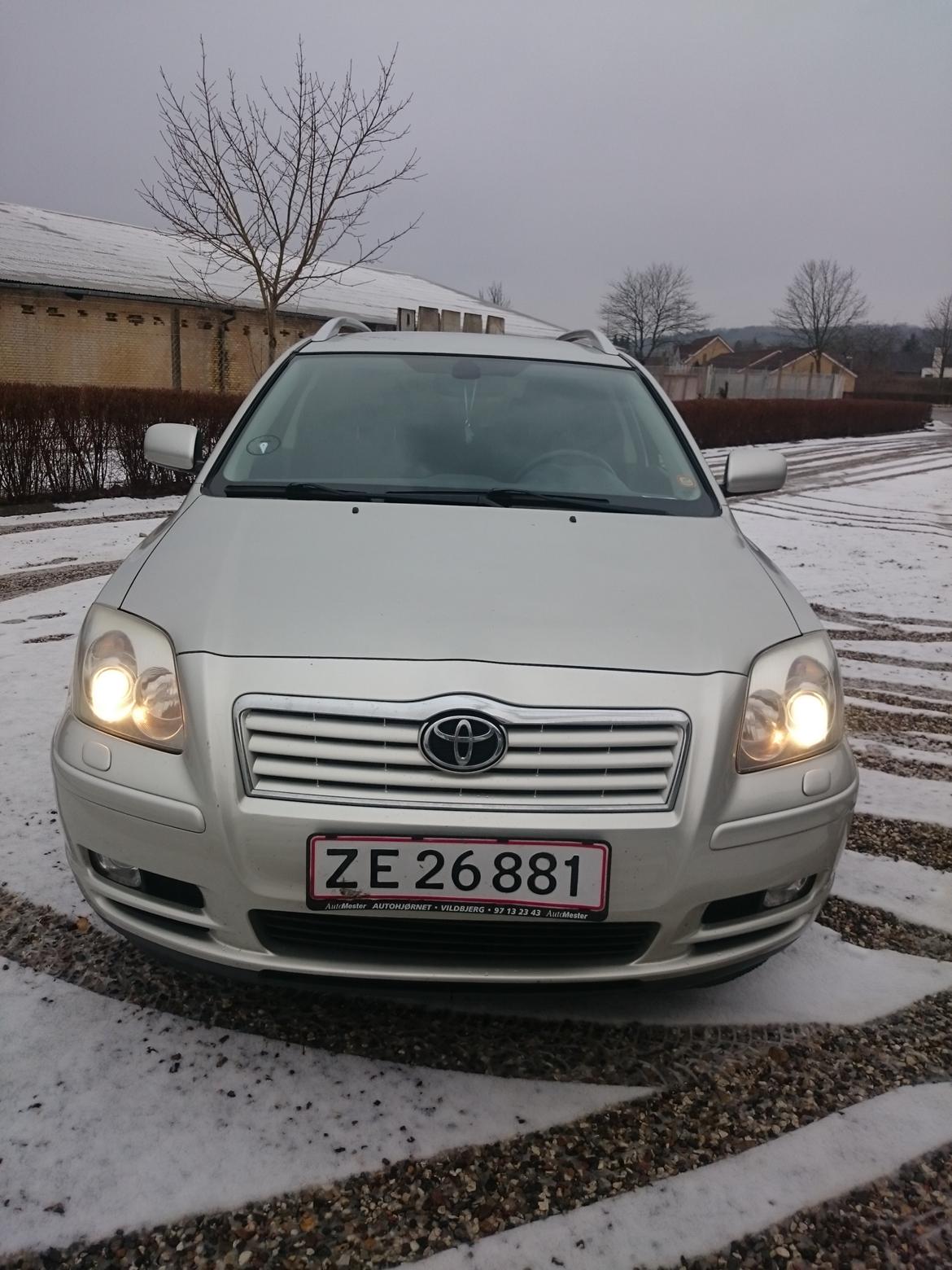 Toyota Avensis  (Solgt)  billede 5