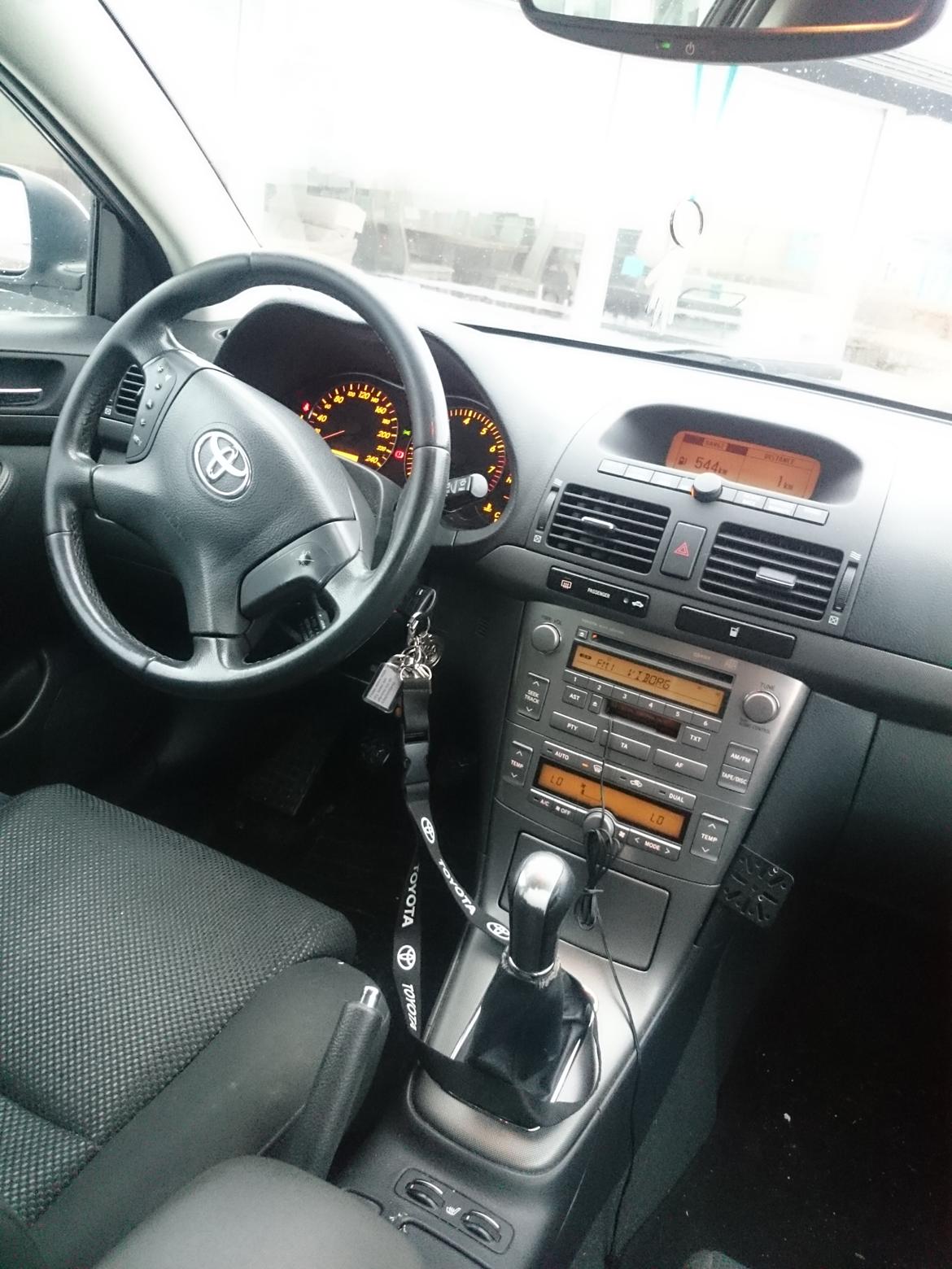 Toyota Avensis  (Solgt)  billede 12