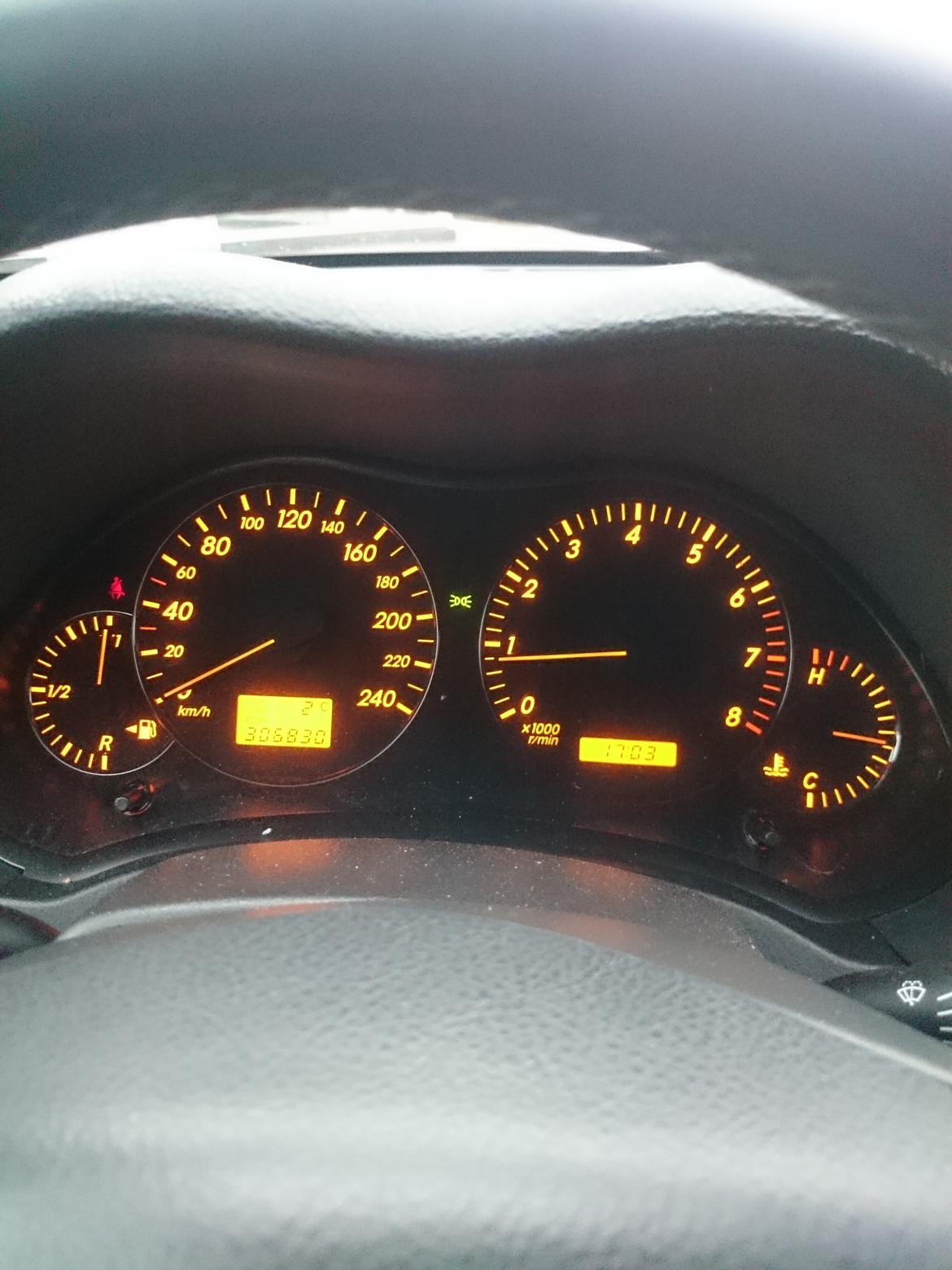 Toyota Avensis  (Solgt)  billede 14