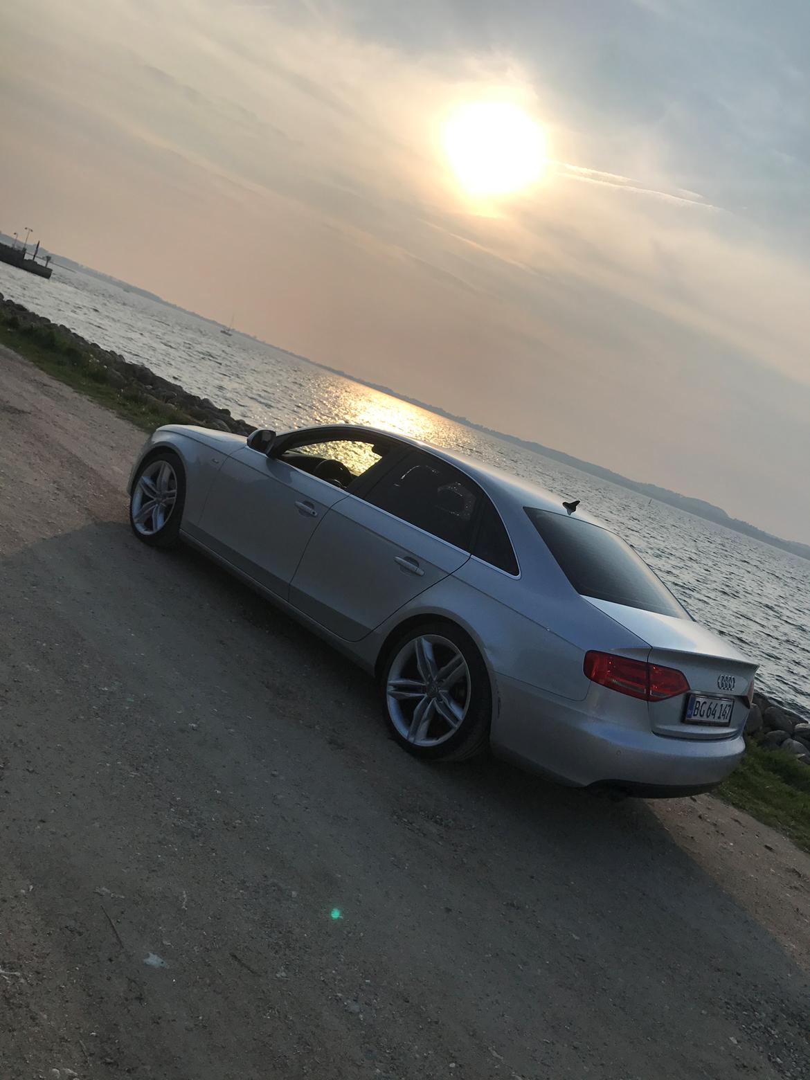 Audi A4 B8 S-Line billede 3