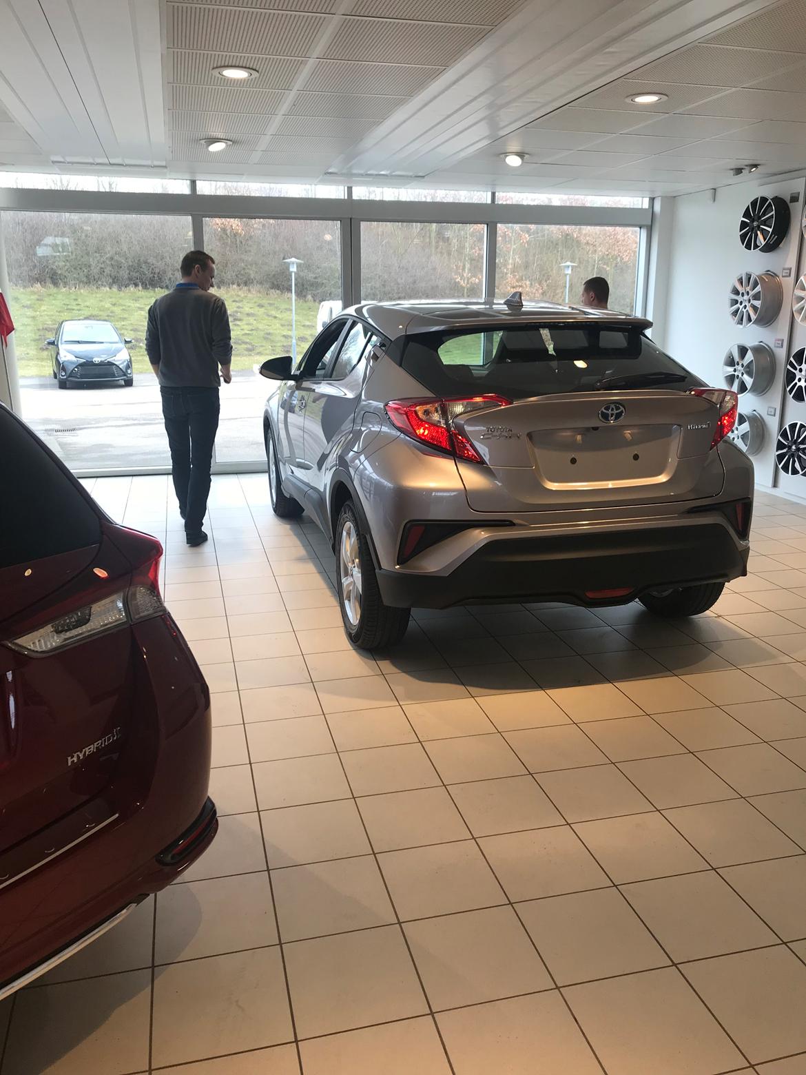 Toyota C-HR Limited Hybrid billede 20