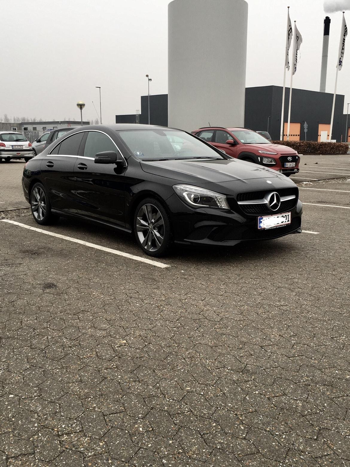 Mercedes Benz CLA 200 coupe billede 1