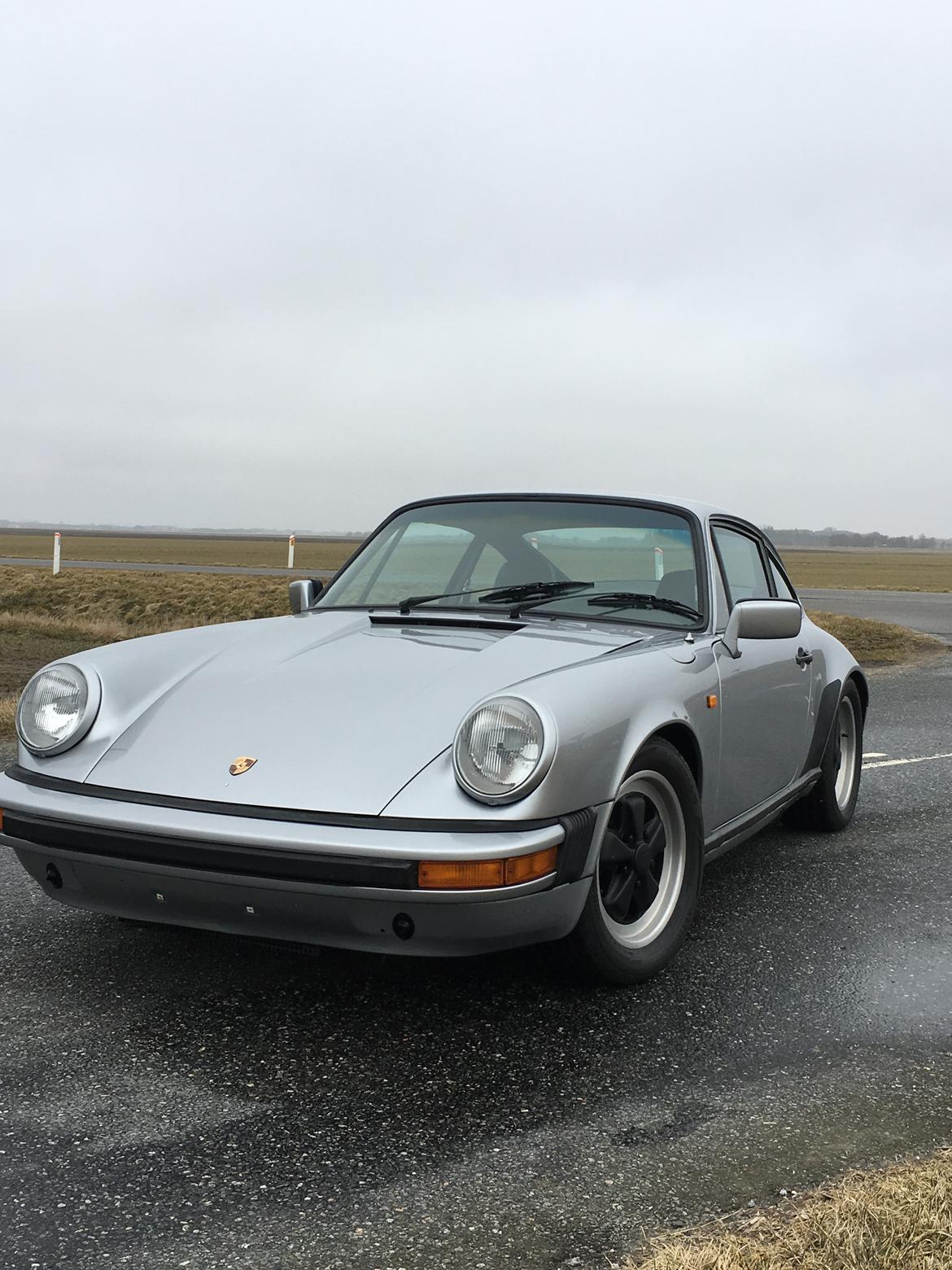 Porsche 911 3.0sc billede 2