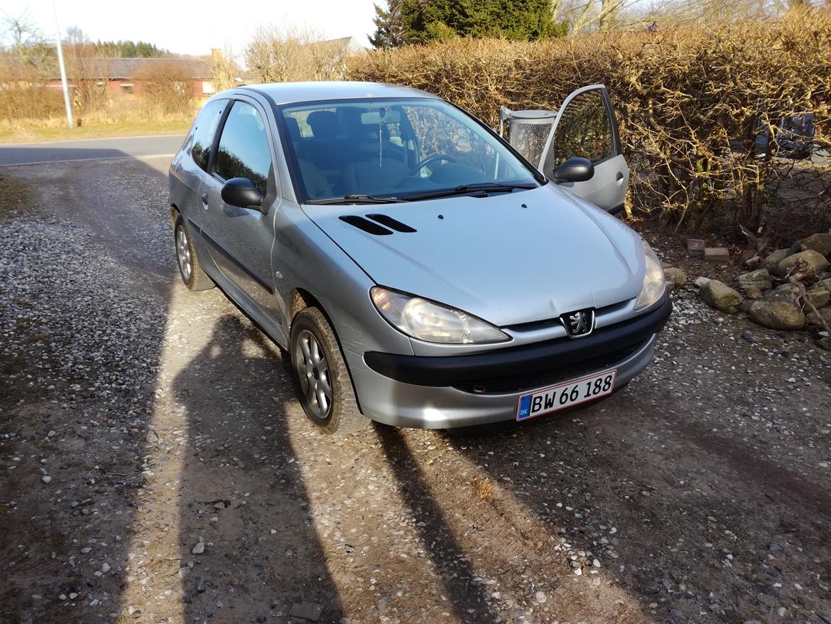 Peugeot 206 1.4 hdi xr billede 2