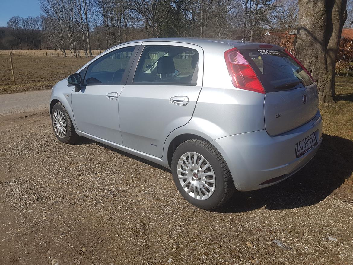 Fiat (Grande)  Punto  billede 2