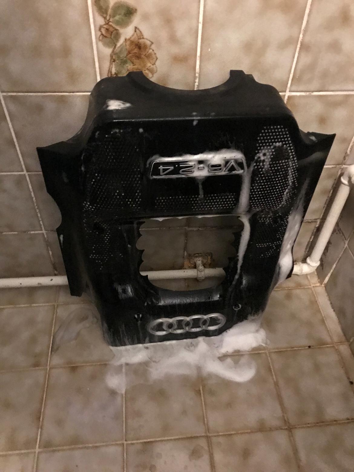 Audi A4 b6 limo.   Ny billder  - Skal lige have et lille bad  billede 4