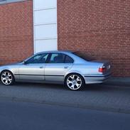 BMW 528i