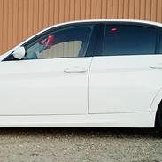 BMW E90