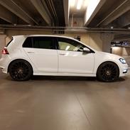VW Golf VII R-Line