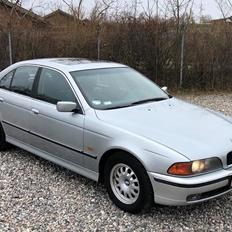 BMW 523i 2.5 (SOLGT)