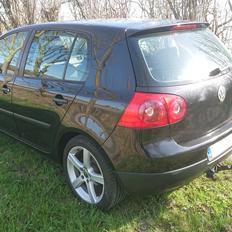 VW Golf V 2.0 FSI Comfortline