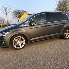 VW Touran Highline 7 trins DSG