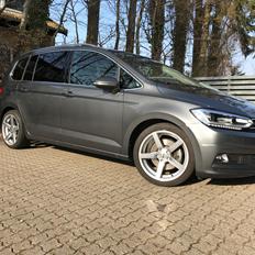 VW Touran Highline 7 trins DSG