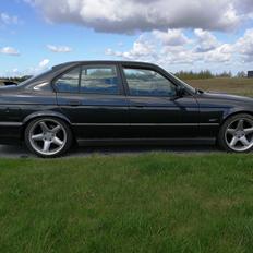 BMW E34 525i/Alpina B10 3,3