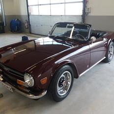 Triumph TR6 PI