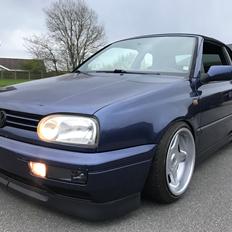 VW Golf MKIII Cabriolet KARMAN
