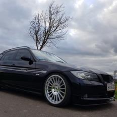 BMW E91 325D