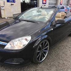 Opel Astra TwinTop